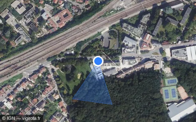 Vue satellite de l'emplacement du radar fixe à Viroflay