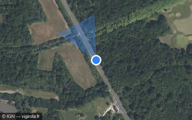 Vue satellite de l'emplacement du radar fixe à La Ferté-Saint-Aubin