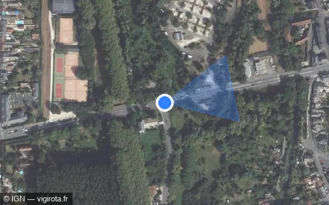 Vue satellite de l'emplacement du radar de feu rouge à Bourges