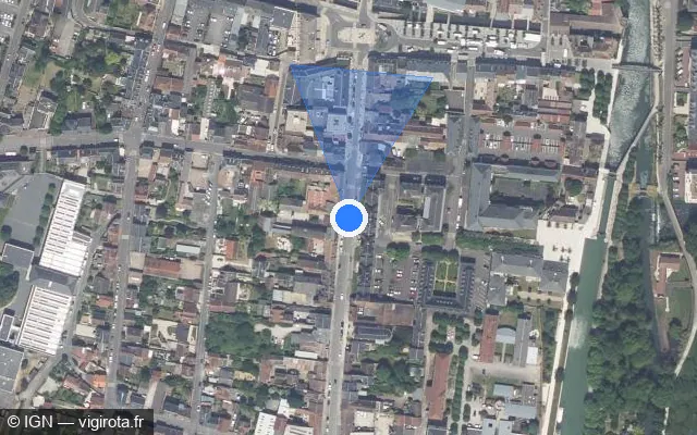 Vue satellite de l'emplacement du radar de feu rouge à Montargis