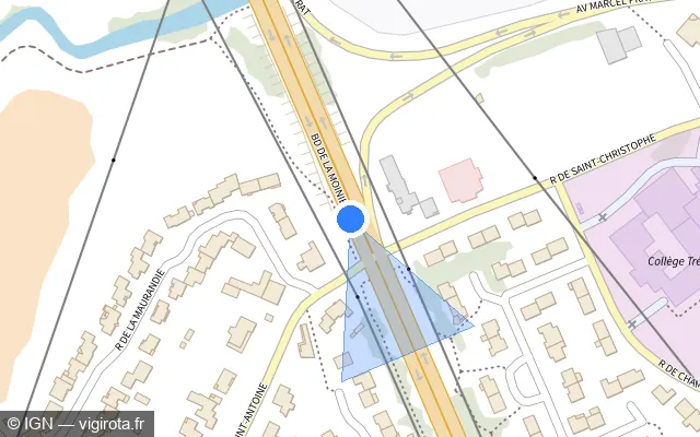 Vue plan de l'emplacement du radar de feu rouge à Cholet