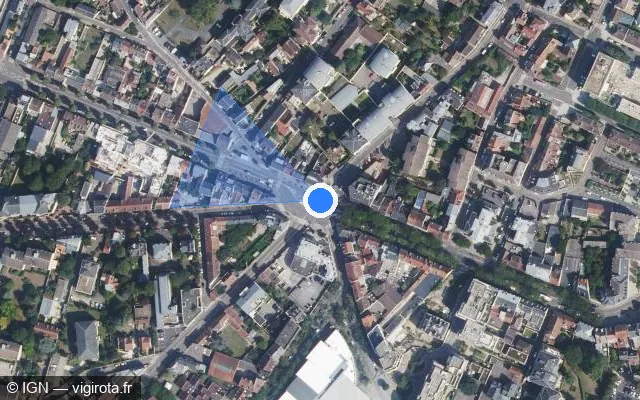 Vue satellite de l'emplacement du radar de feu rouge à Mantes-la-Jolie