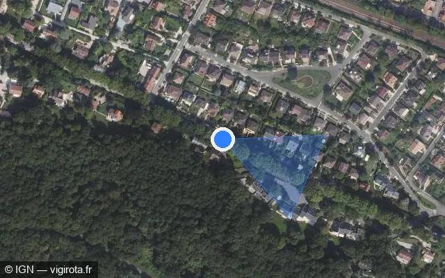 Vue satellite de l'emplacement du radar de feu rouge à Bièvres