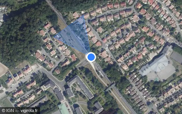 Vue satellite de l'emplacement du radar de feu rouge à Jouy-le-Moutier