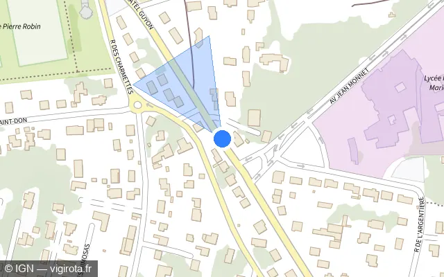 Vue plan de l'emplacement du radar de feu rouge à Mozac