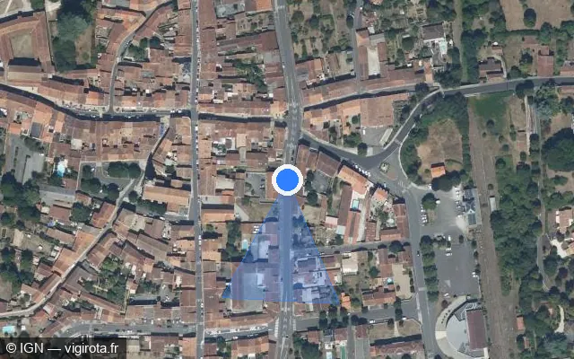 Vue satellite de l'emplacement du radar de feu rouge à La Rochefoucauld-en-Angoumois