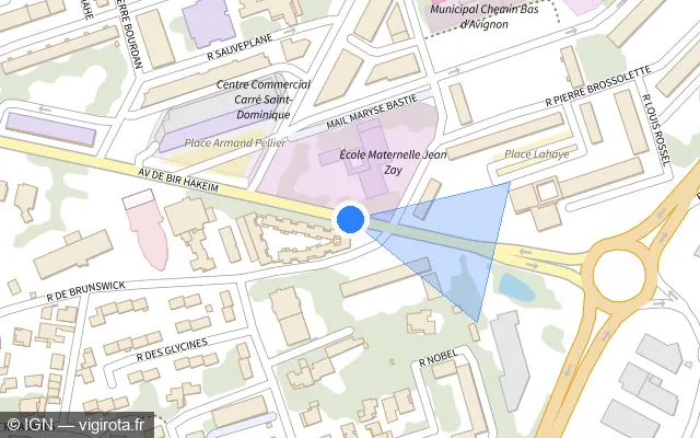 Vue plan de l'emplacement du radar de feu rouge à Nîmes