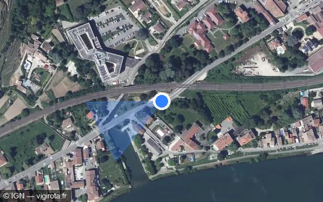 Vue satellite de l'emplacement du radar de passage à niveau à Les Roches-de-Condrieu